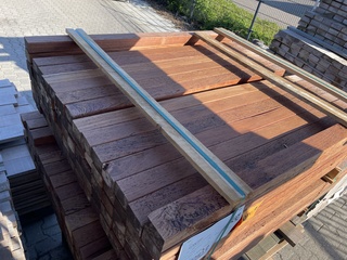 Ca. 76x Walaba hardhouten regels geschaafd, 45x68mm, lengte 125cm
